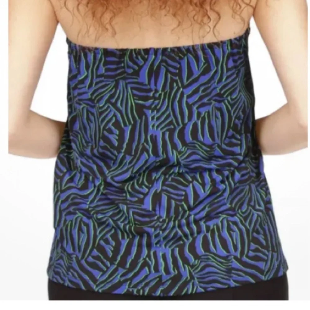 Micheal Kors  size medium blue animal print chain print halter top stretch NWT